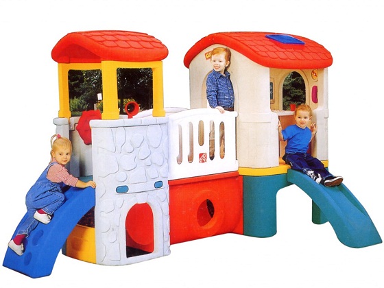 Nhà trượt ngoài trời 02 